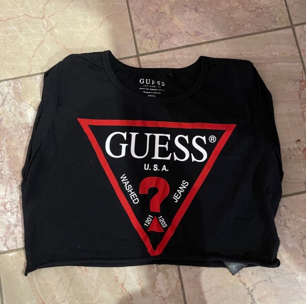 Guess t shirt